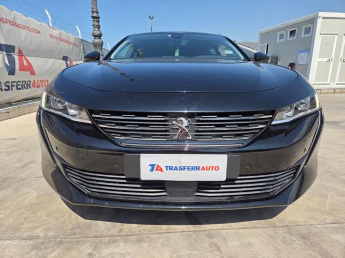 Peugeot 508 SW Plug-in Hybrid 225 e-EAT8 Allure Pack (8)