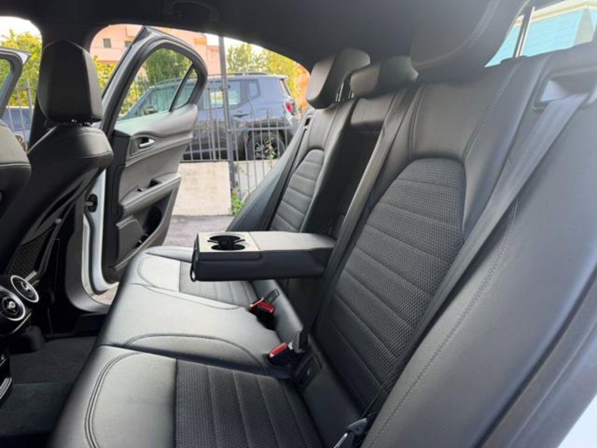 Alfa Romeo Stelvio Stelvio 2.2 Turbodiesel 210 CV AT8 Q4 Estrema (18)