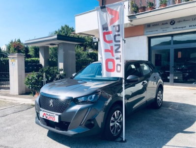 Peugeot 2008 PureTech 100 S&S Active usata