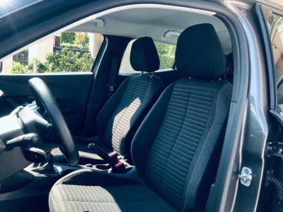 Peugeot 2008 PureTech 100 S&S Active (10)