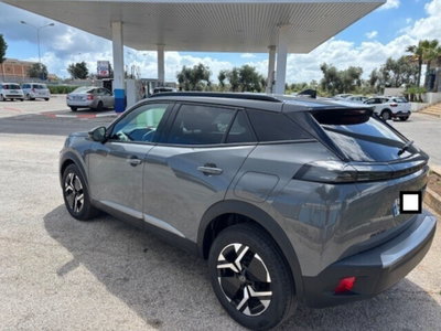 Peugeot 2008 1.2 turbo Allure 100cv (7)