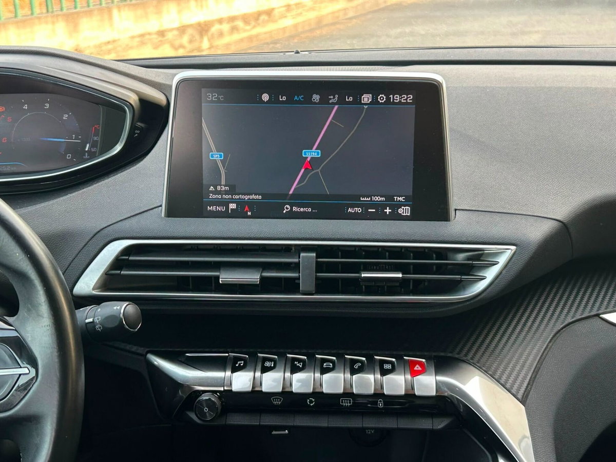 Peugeot 3008 BlueHDi 120 S&S GT Line (19)
