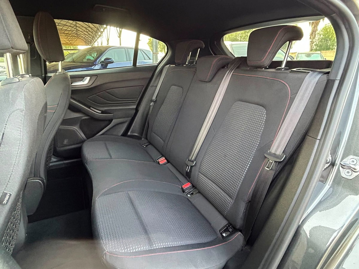 Ford Focus 1.5 EcoBlue 120 CV 5p. ST-Line (15)