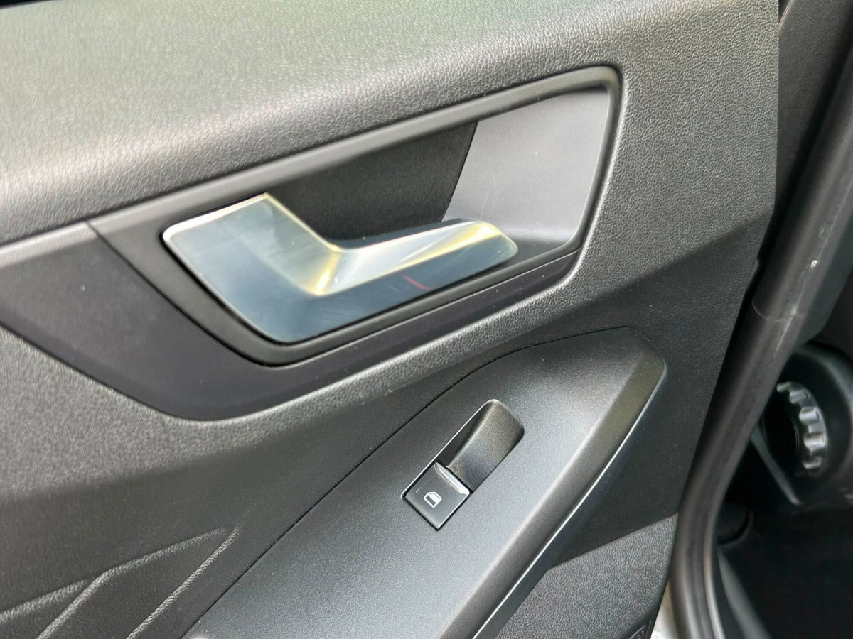 Ford Focus 1.5 EcoBlue 120 CV 5p. ST-Line (18)