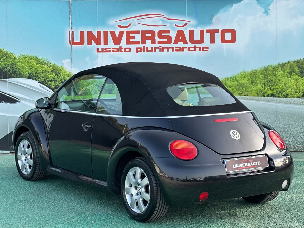 Volkswagen New Beetle Cabrio TDI 101CV (4)