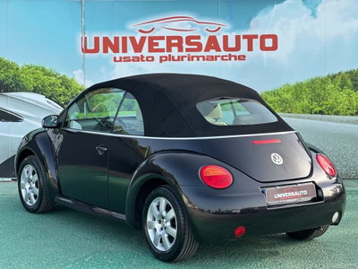 Volkswagen New Beetle Cabrio TDI 101CV (4)
