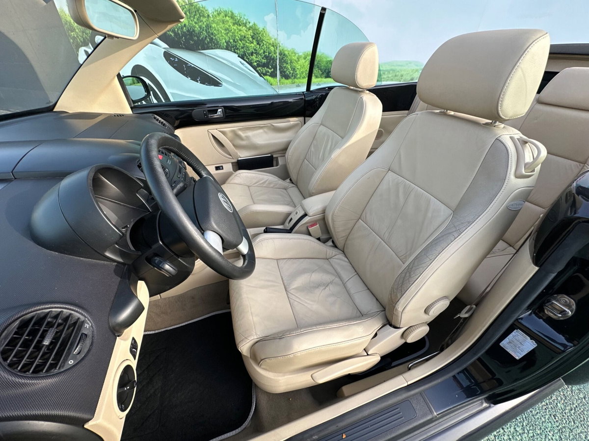 Volkswagen New Beetle Cabrio TDI 101CV (7)