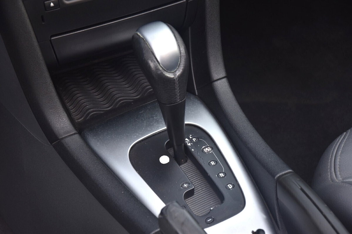 Saab 9-3 Cabrio 1.9 TiD 16V DPF Vector Sentronic (13)