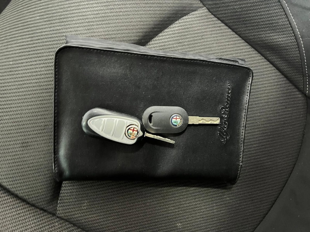 Alfa Romeo MiTo 1.4 105 CV M.air S&S Distinctive Sport Pack (18)