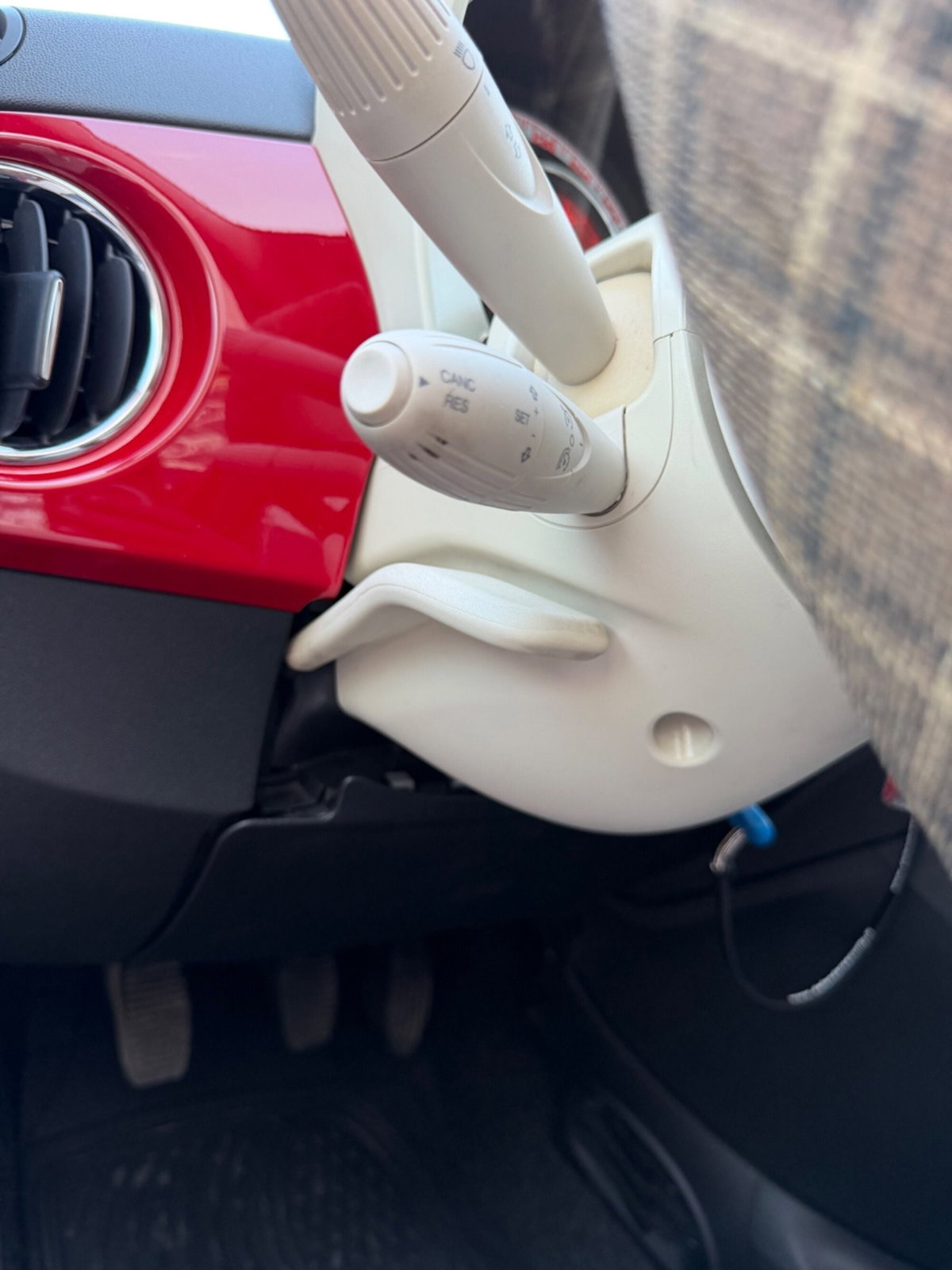 Fiat 500 1.0 Hybrid Lounge (19)