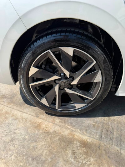 Peugeot 308 BlueHDi 130 S&S EAT8 GT Pack (17)