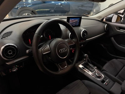 Audi A3 1.6 TDI clean diesel S tronic Ambition (14)