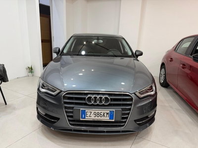 Audi A3 1.6 TDI clean diesel S tronic Ambition (2)