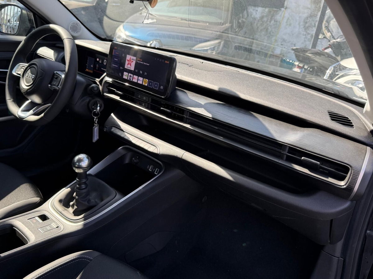 Jeep Avenger 1.2 turbo Longitude fwd 100cv (10)