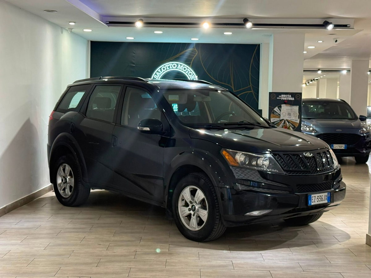 Mahindra XUV500 XUV500 2.2 16V FWD W8
