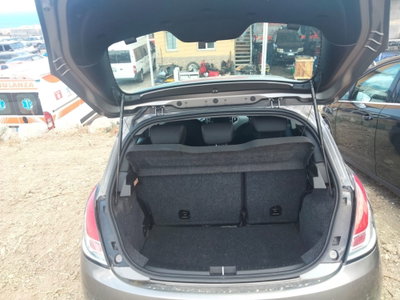 Lancia Ypsilon 1.0 FireFly 5 porte S&S Hybrid Ecochic A. Ferretti (3)