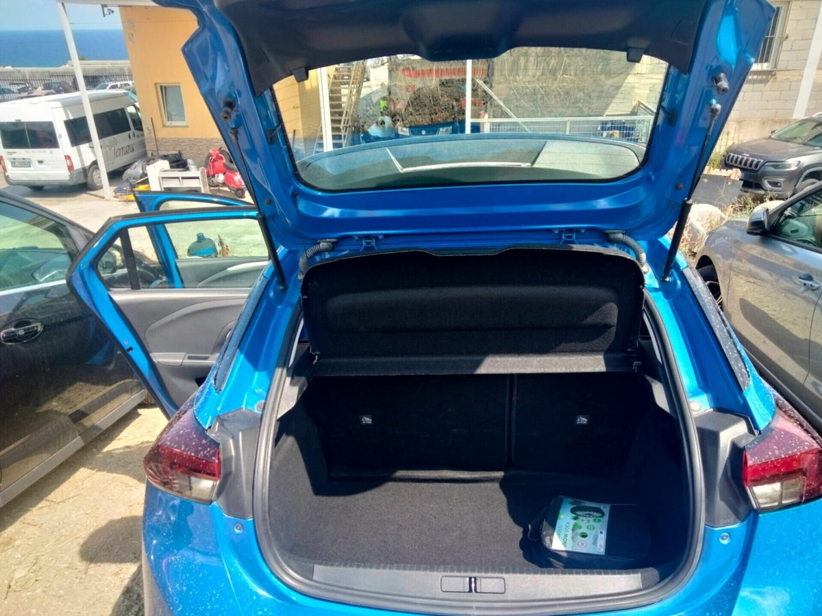 Opel Corsa 1.2 (3)
