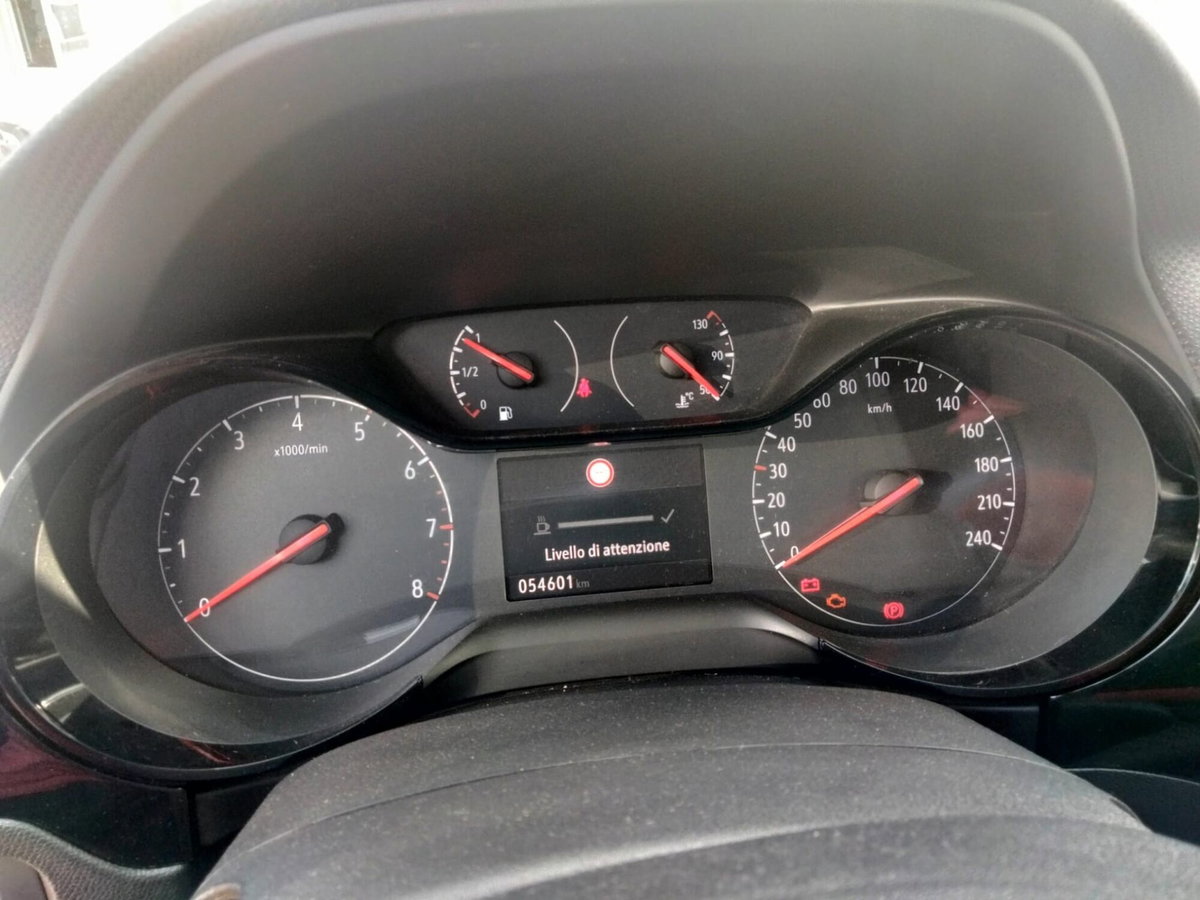 Opel Corsa 1.2 (7)
