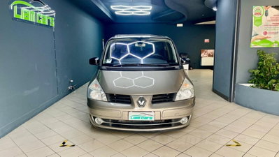 Renault Grand Espace 2.0 dCi 175CV Proactive Initiale (2)