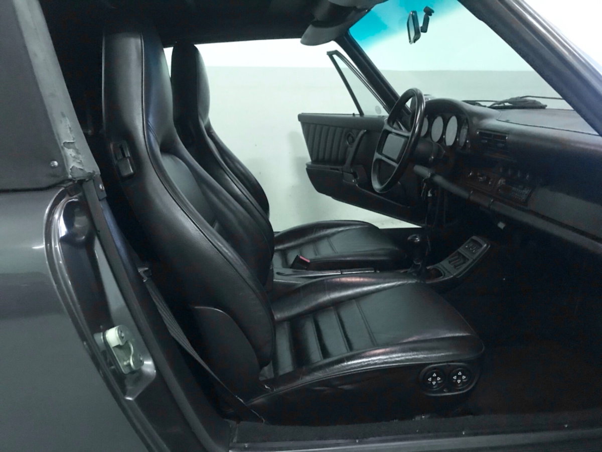 Porsche 911 Cabrio Carrera 4 cat (19)