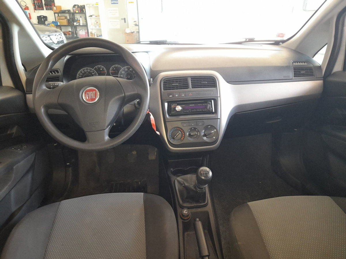 Fiat Grande Punto 1.2 5 porte Actual (6)