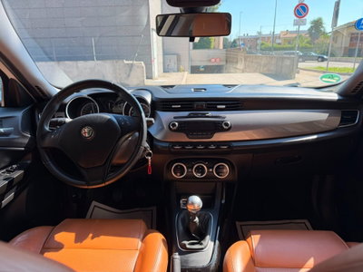 Alfa Romeo Giulietta 1.4 Turbo Distinctive 120cv (11)