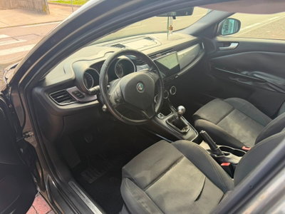 Alfa Romeo Giulietta 1.4 Turbo multiair Distinctive 170cv (9)