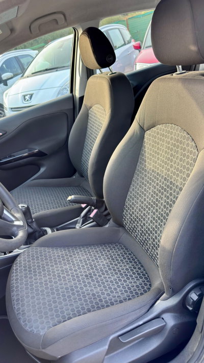 Opel Corsa 1.2 5 porte b-Color (12)
