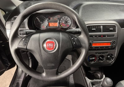 Fiat Punto 1.3 MJT II 75 CV 5 porte Street (16)