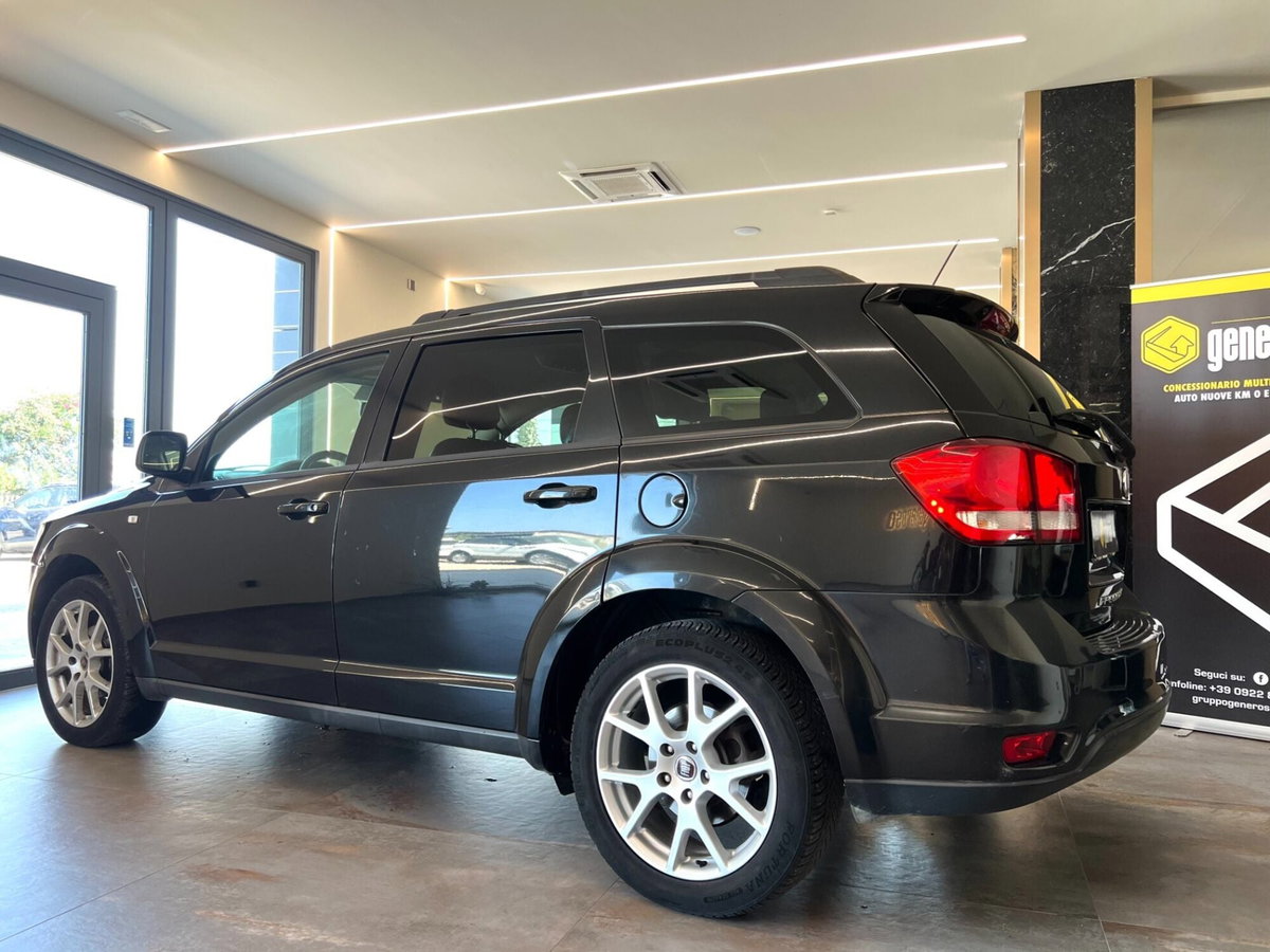 Fiat Freemont 2.0 Multijet 140 CV Lounge (5)