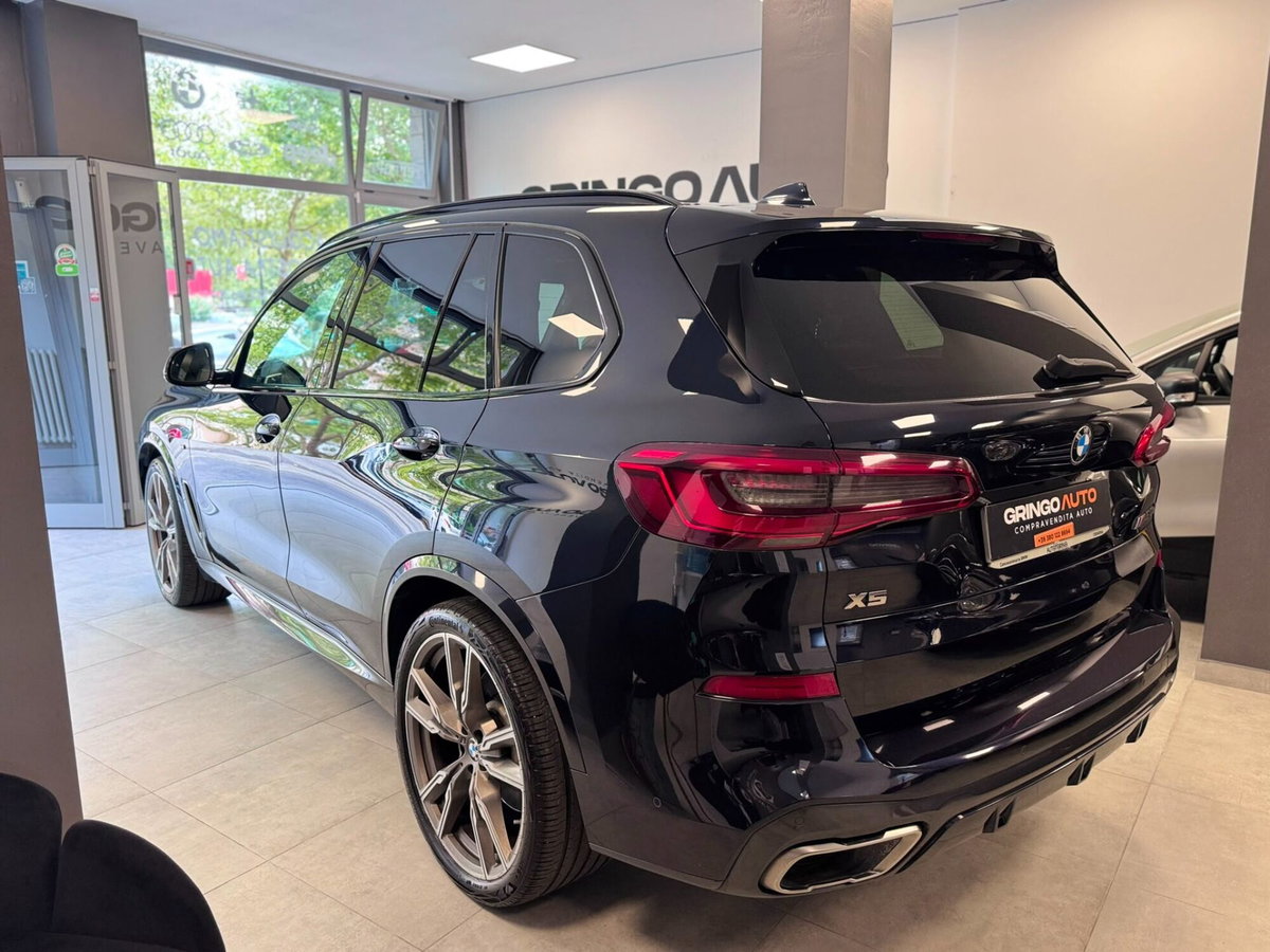 BMW X5 M50d (3)