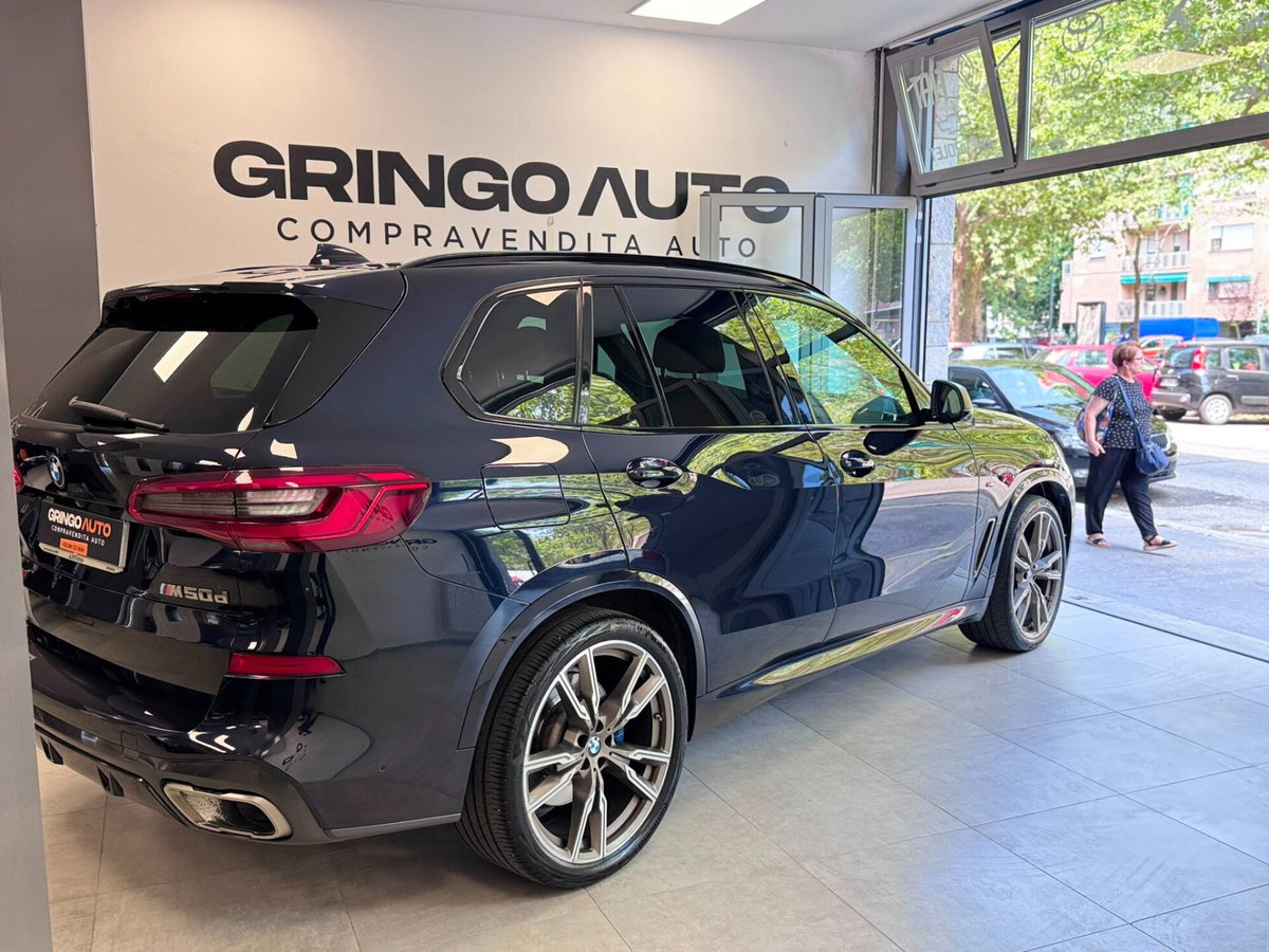 BMW X5 M50d (5)
