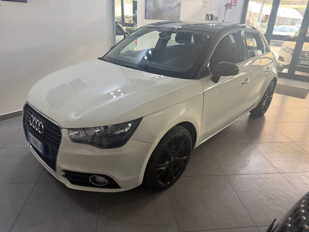 Audi A1 Sportback 1.2 TFSI Admired (2)
