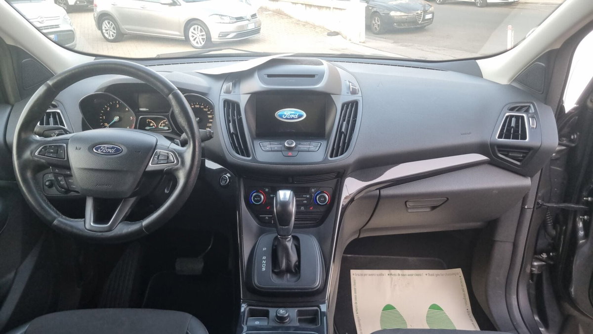 Ford Kuga 2.0 TDCI 150 CV S&S 4WD Powershift Vignale (7)