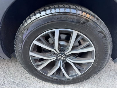 Volkswagen Tiguan 2.0 TDI 150 CV SCR DSG 4MOTION Elegance (15)