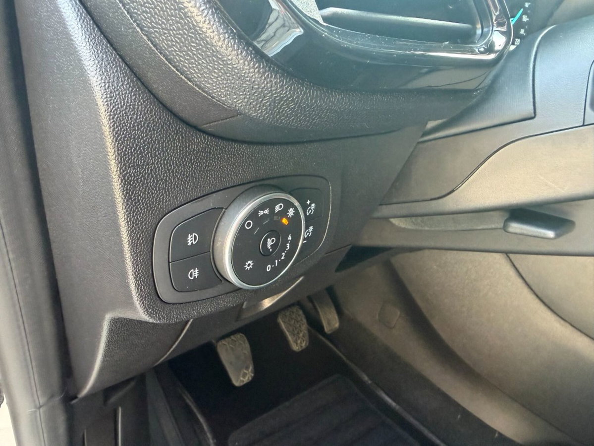 Ford Fiesta Active 1.5 TDCi (11)