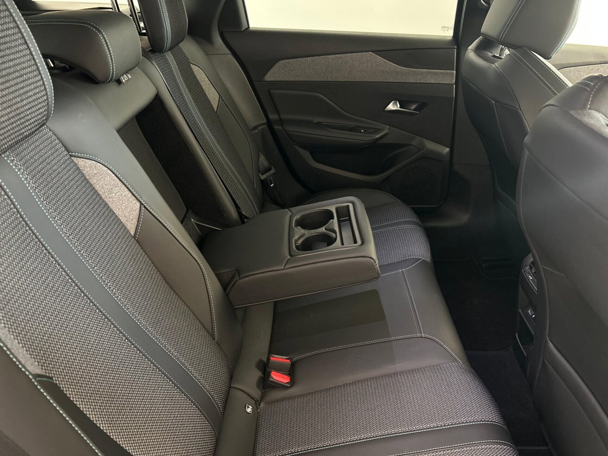 Peugeot 308 SW PureTech Turbo 130 S&S EAT8 Allure Pack (13)