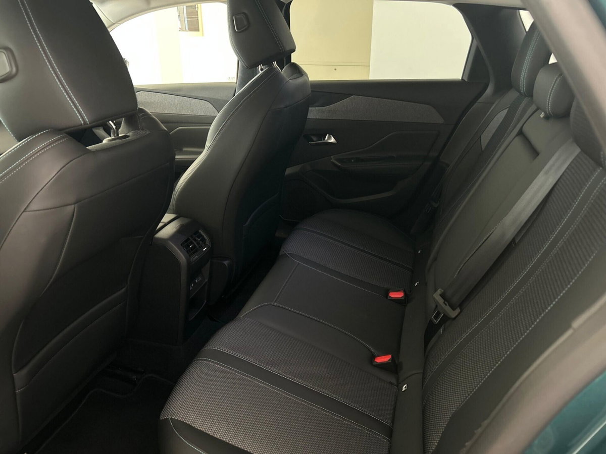 Peugeot 308 SW PureTech Turbo 130 S&S EAT8 Allure Pack (14)