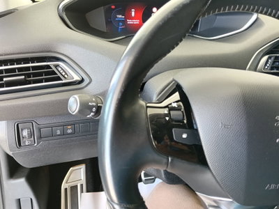 Peugeot 308 SW BlueHDi 130 S&S Allure Pack (18)