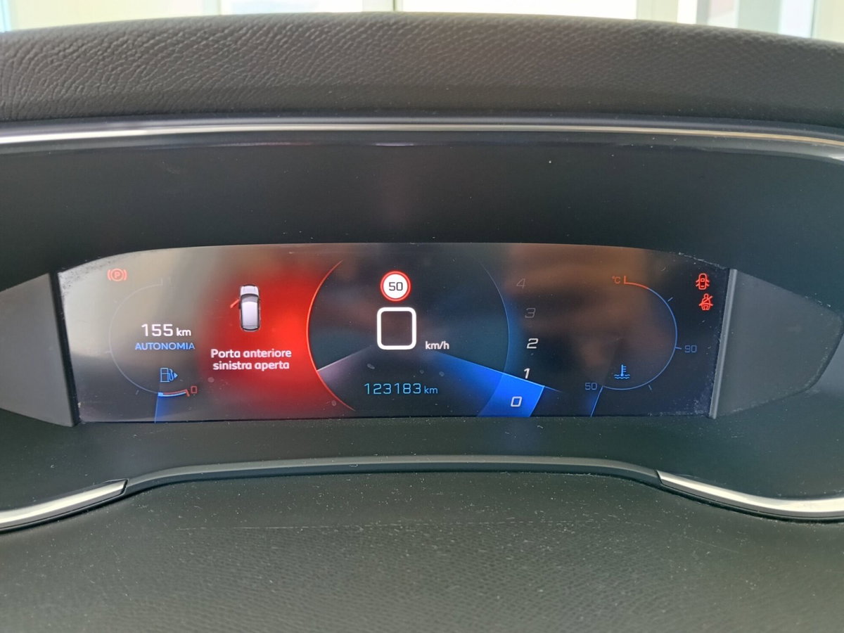 Peugeot 308 SW BlueHDi 130 S&S Allure Pack (19)
