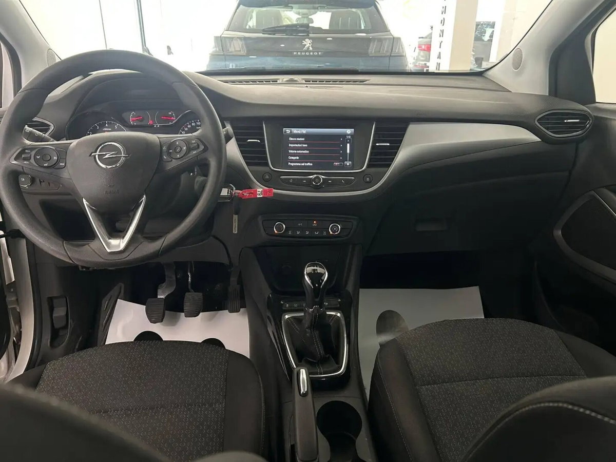 Opel Crossland X 1.2 12V Advance (8)