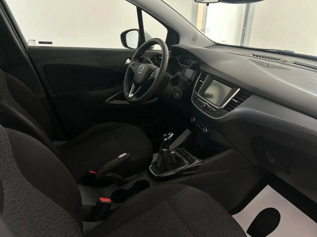 Opel Crossland X 1.2 12V Advance (9)