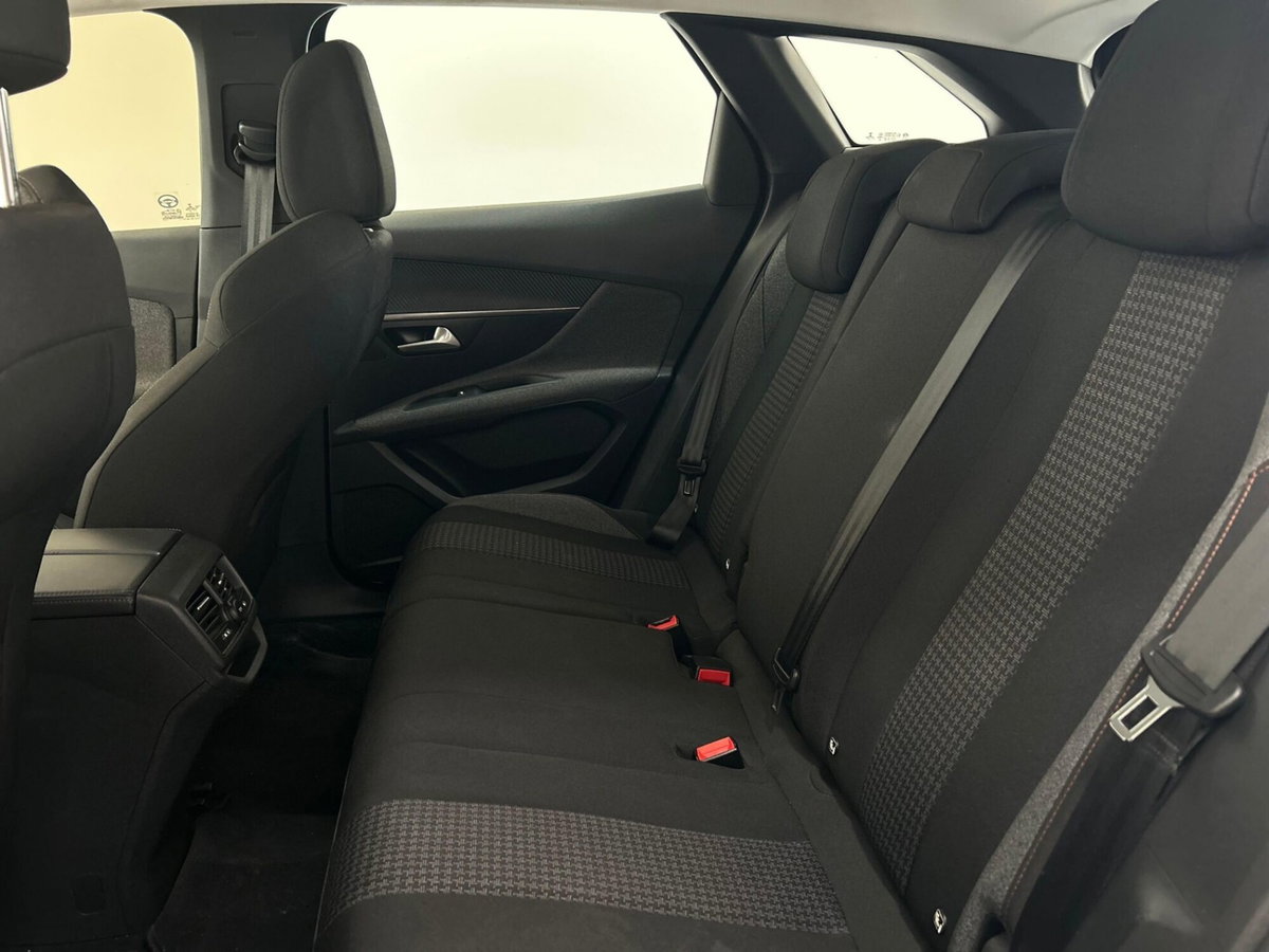 Peugeot 3008 BlueHDi 130 S&S Active Pack (12)