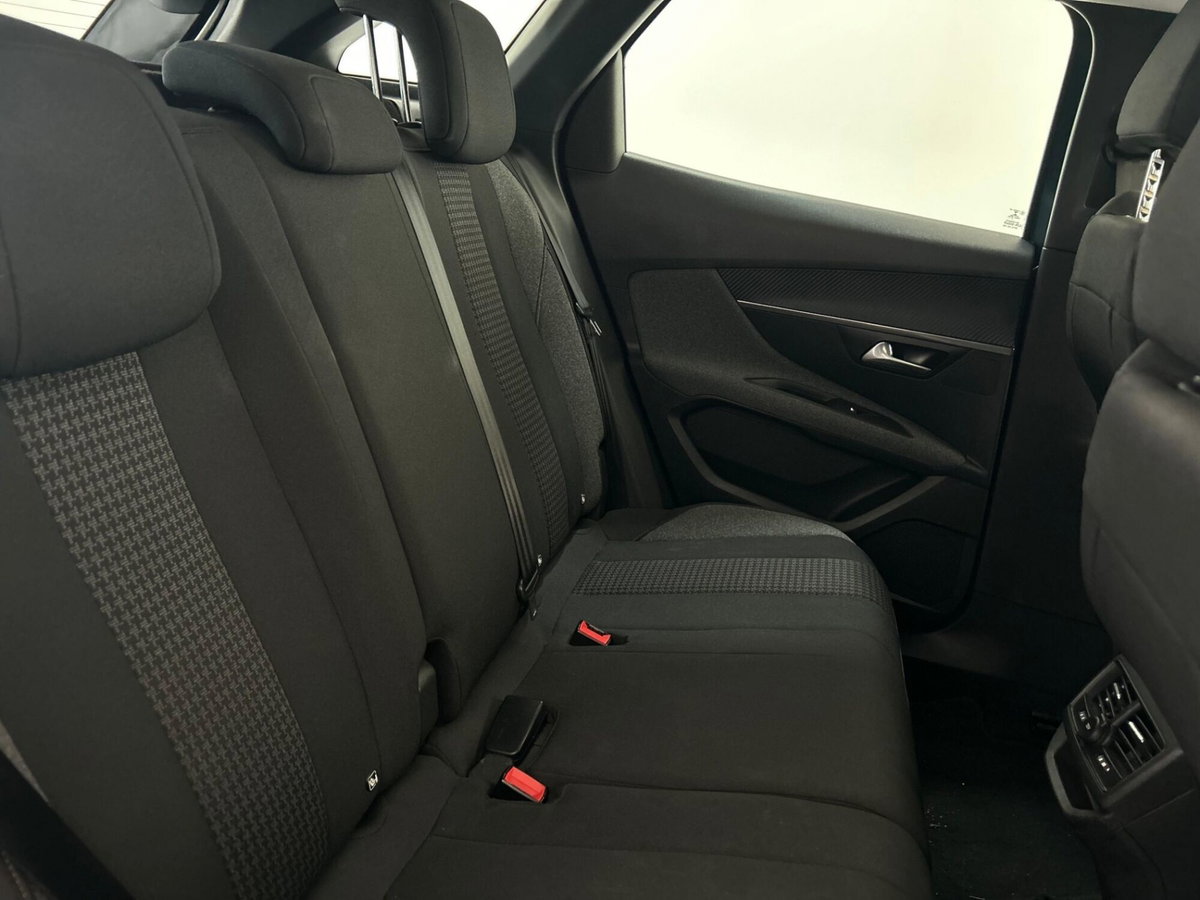Peugeot 3008 BlueHDi 130 S&S Active Pack (13)