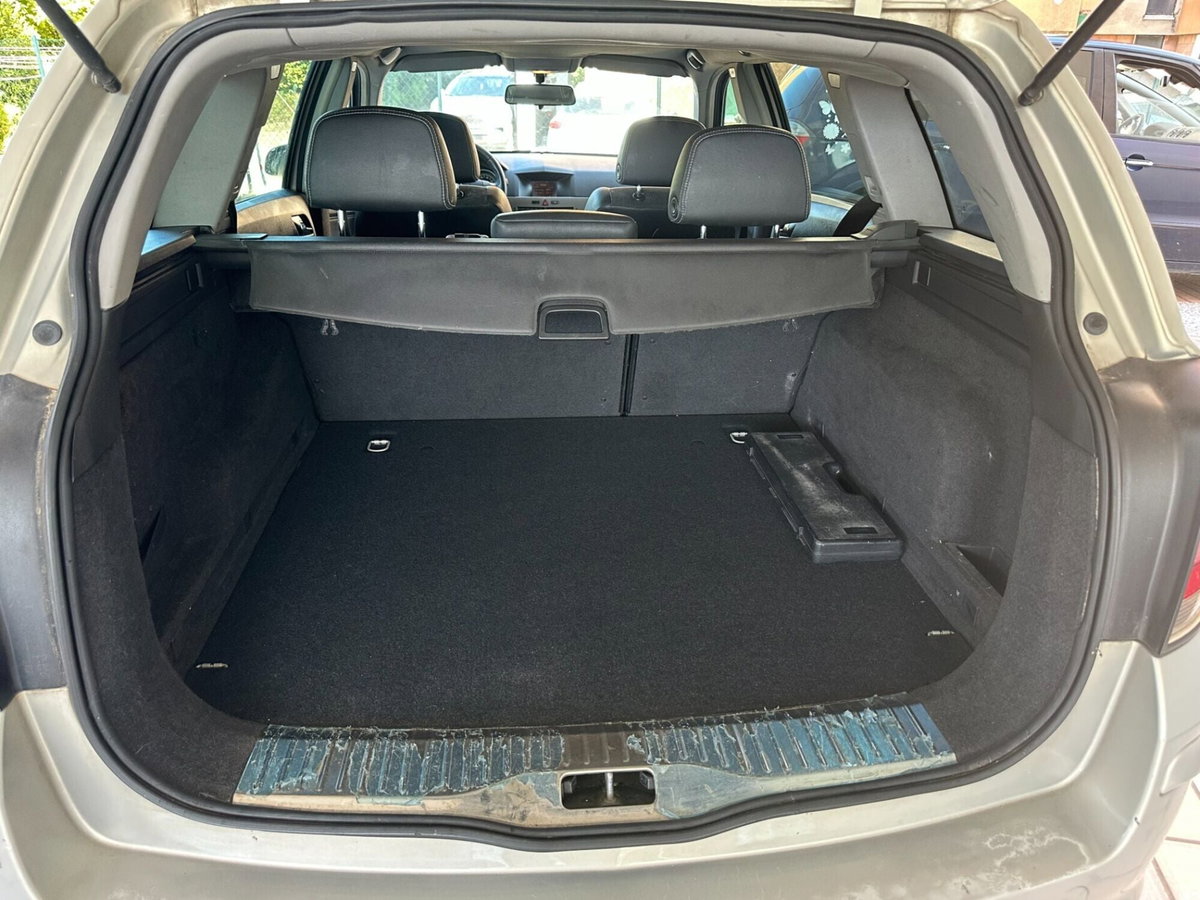 Opel Astra Station Wagon 1.6 16V Twinport Station Wagon Cosmo (10)
