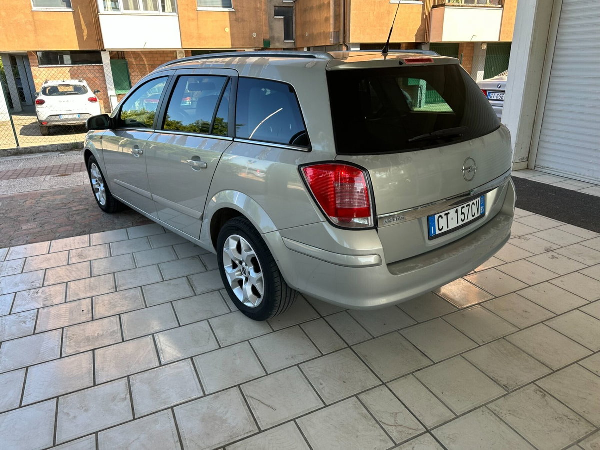 Opel Astra Station Wagon 1.6 16V Twinport Station Wagon Cosmo (11)