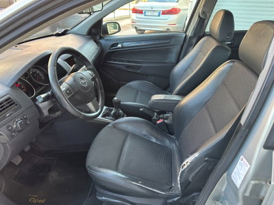 Opel Astra Station Wagon 1.6 16V Twinport Station Wagon Cosmo (14)