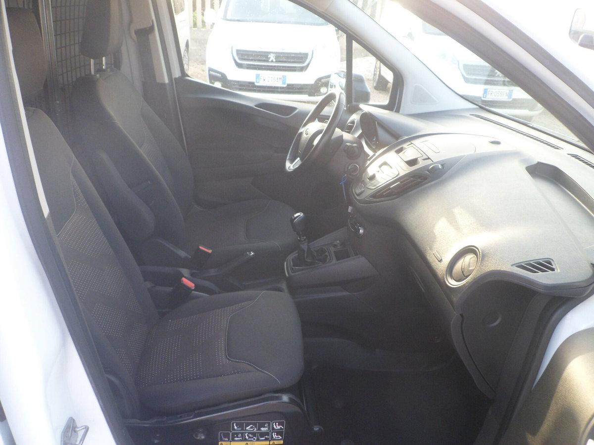 Ford Transit Courier Furgone 1.5 ecoblue 100cv Trend (14)