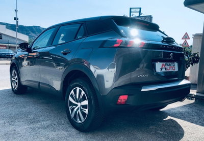 Peugeot 2008 PureTech 100 S&S Active (2)