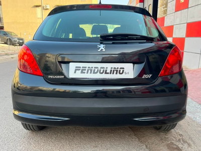 Peugeot 207 HDi 70CV 5p. ONE Line (5)